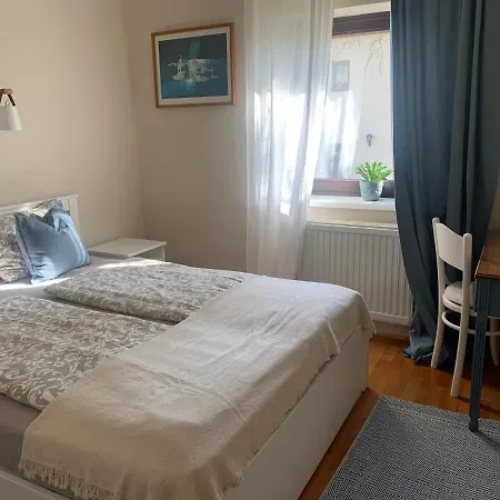 Πανσιόν Fecskefeszek Vendeghaz Balatonalmádi